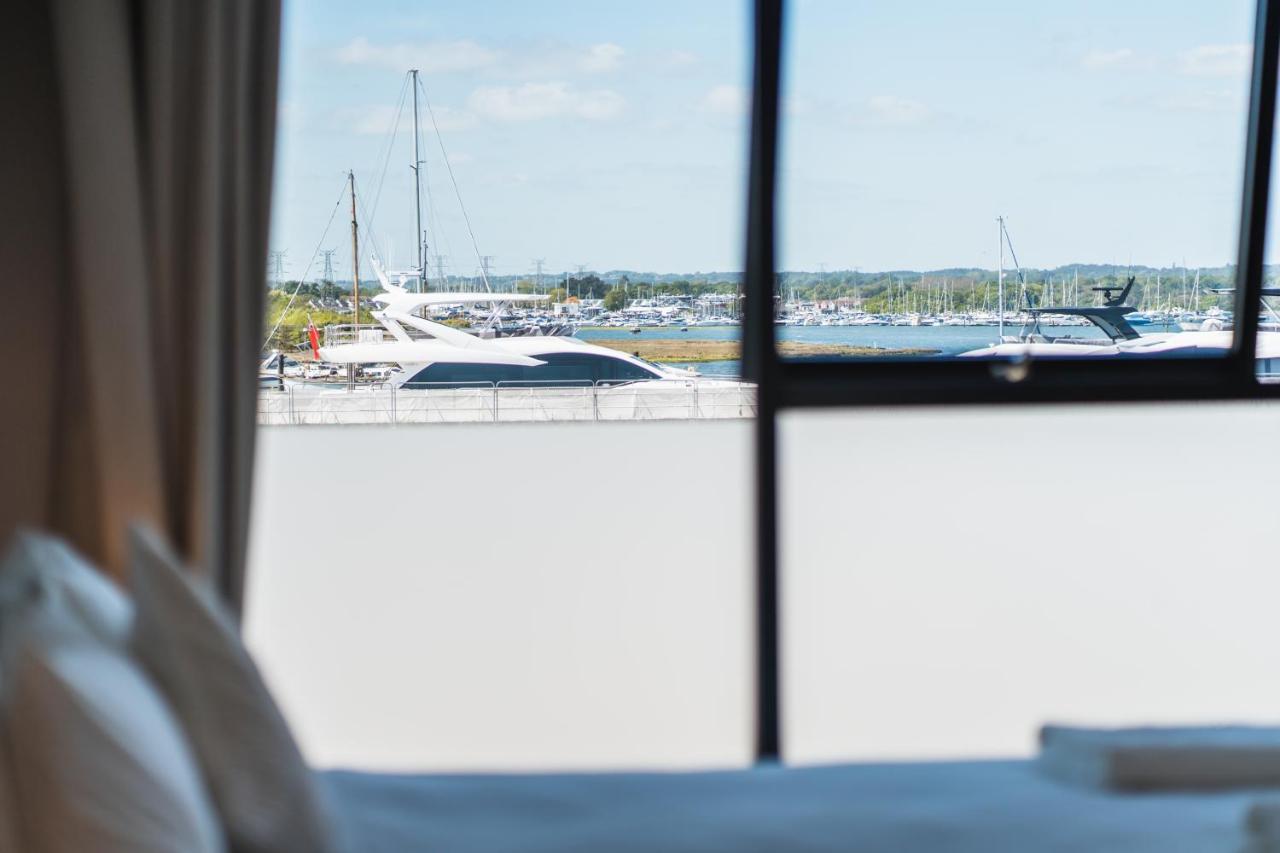 Beautiful Two Bedroom Harbour Side Apartment Poole Exteriér fotografie